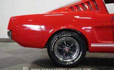 Ford-Mustang-1965-Fastback-14