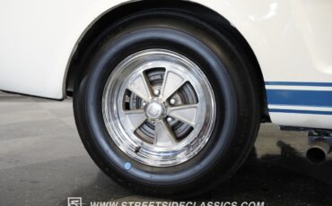 Ford-Mustang-1965-Fastback-14