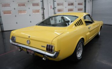 Ford-Mustang-1965-Fastback-15