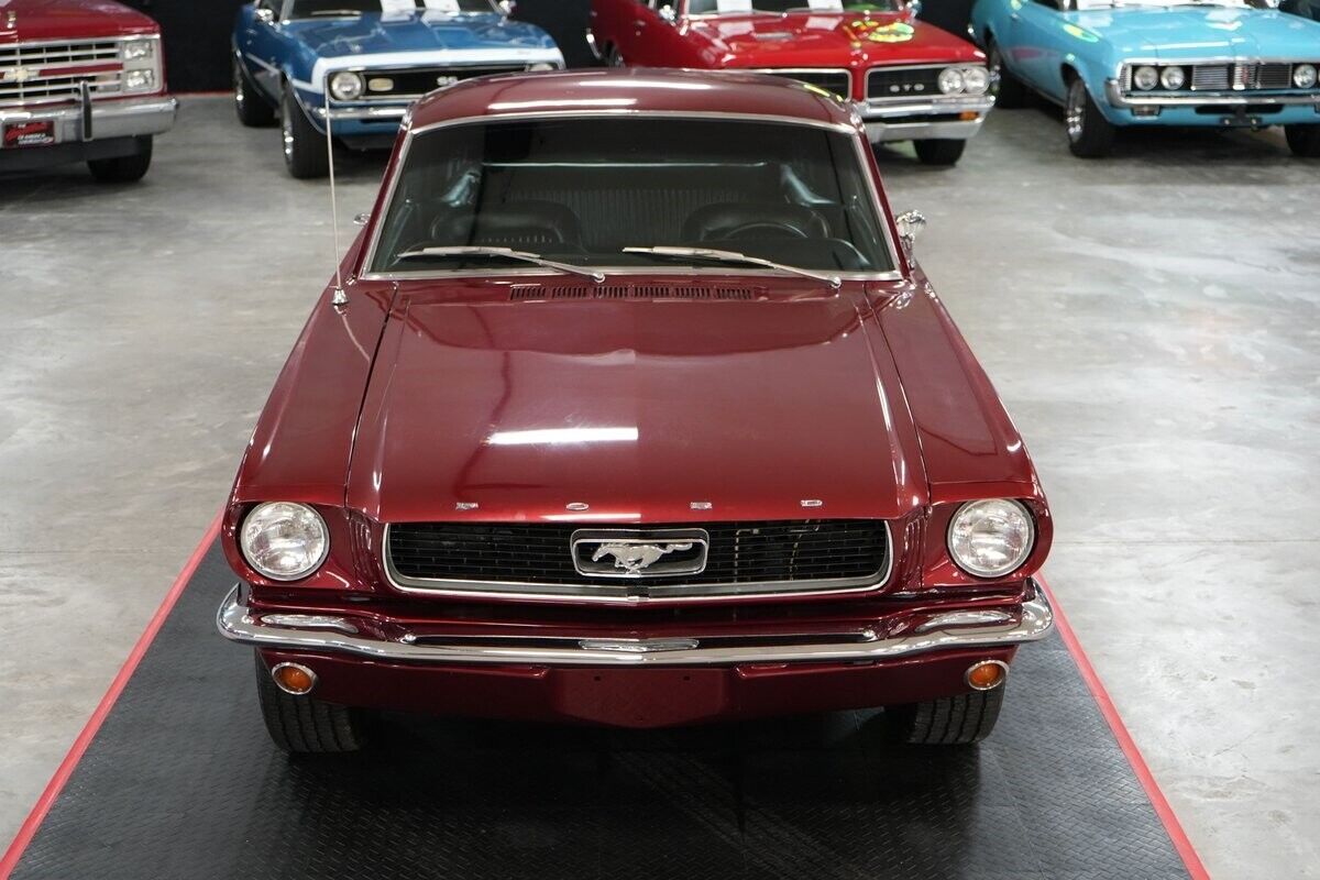 Ford-Mustang-1965-Fastback-17