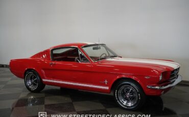 Ford-Mustang-1965-Fastback-21