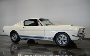 Ford-Mustang-1965-Fastback-21