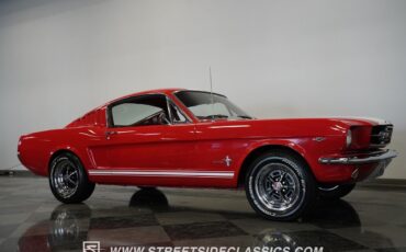Ford-Mustang-1965-Fastback-22