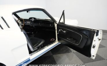 Ford-Mustang-1965-Fastback-22