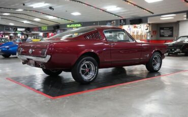 Ford-Mustang-1965-Fastback-22