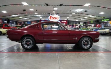 Ford-Mustang-1965-Fastback-23