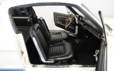 Ford-Mustang-1965-Fastback-24
