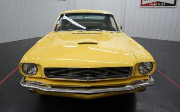 Ford-Mustang-1965-Fastback-26