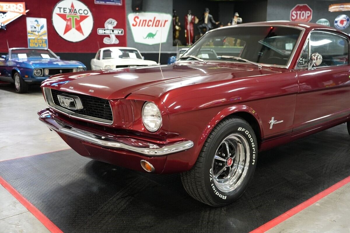 Ford-Mustang-1965-Fastback-26