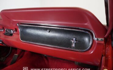 Ford-Mustang-1965-Fastback-27