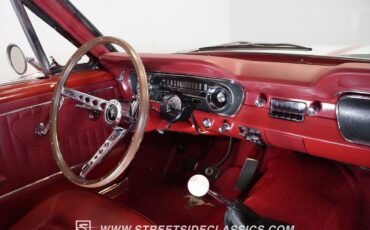 Ford-Mustang-1965-Fastback-28