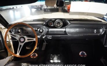 Ford-Mustang-1965-Fastback-28