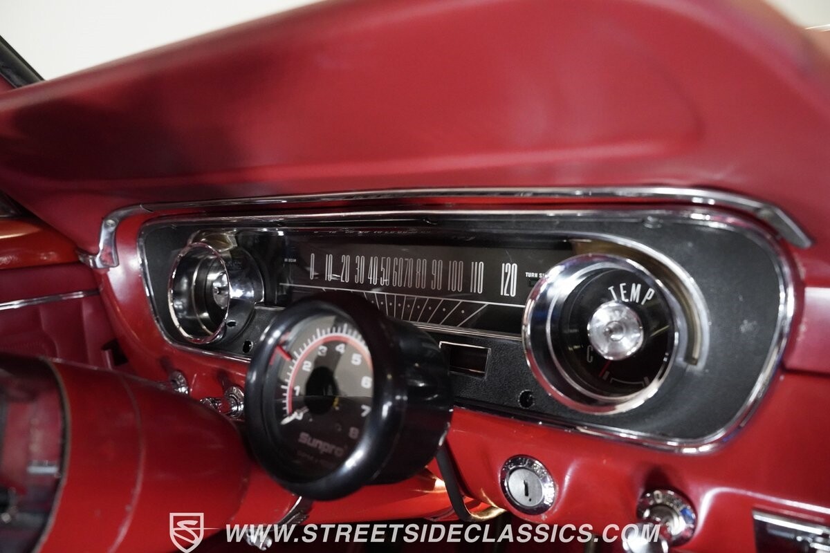 Ford-Mustang-1965-Fastback-29