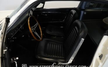Ford-Mustang-1965-Fastback-3