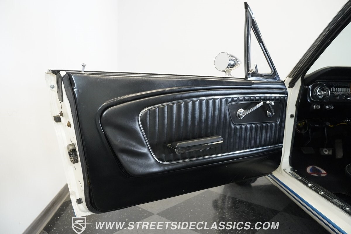 Ford-Mustang-1965-Fastback-34
