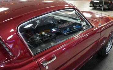Ford-Mustang-1965-Fastback-35