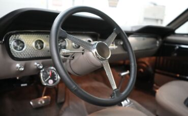 Ford-Mustang-1965-Fastback-37
