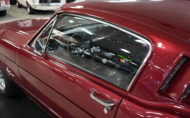 Ford-Mustang-1965-Fastback-37