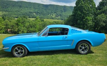 Ford-Mustang-1965-Fastback