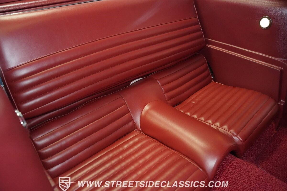 Ford-Mustang-1965-Fastback-38