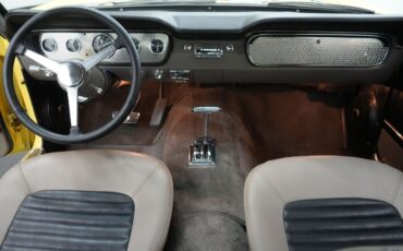 Ford-Mustang-1965-Fastback-39