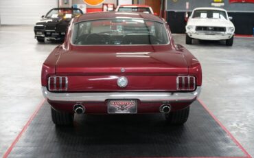 Ford-Mustang-1965-Fastback-4