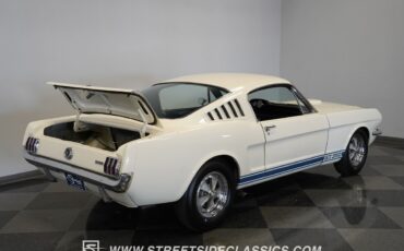 Ford-Mustang-1965-Fastback-6