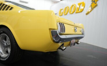 Ford-Mustang-1965-Fastback-8