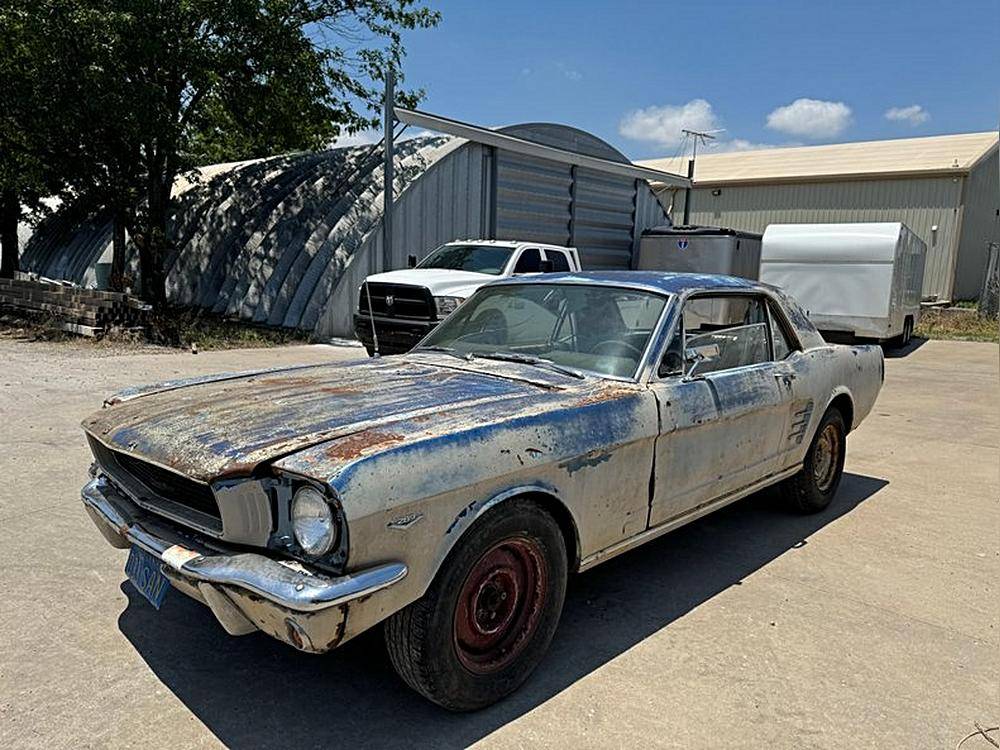 Ford-Mustang-1965-blue-1