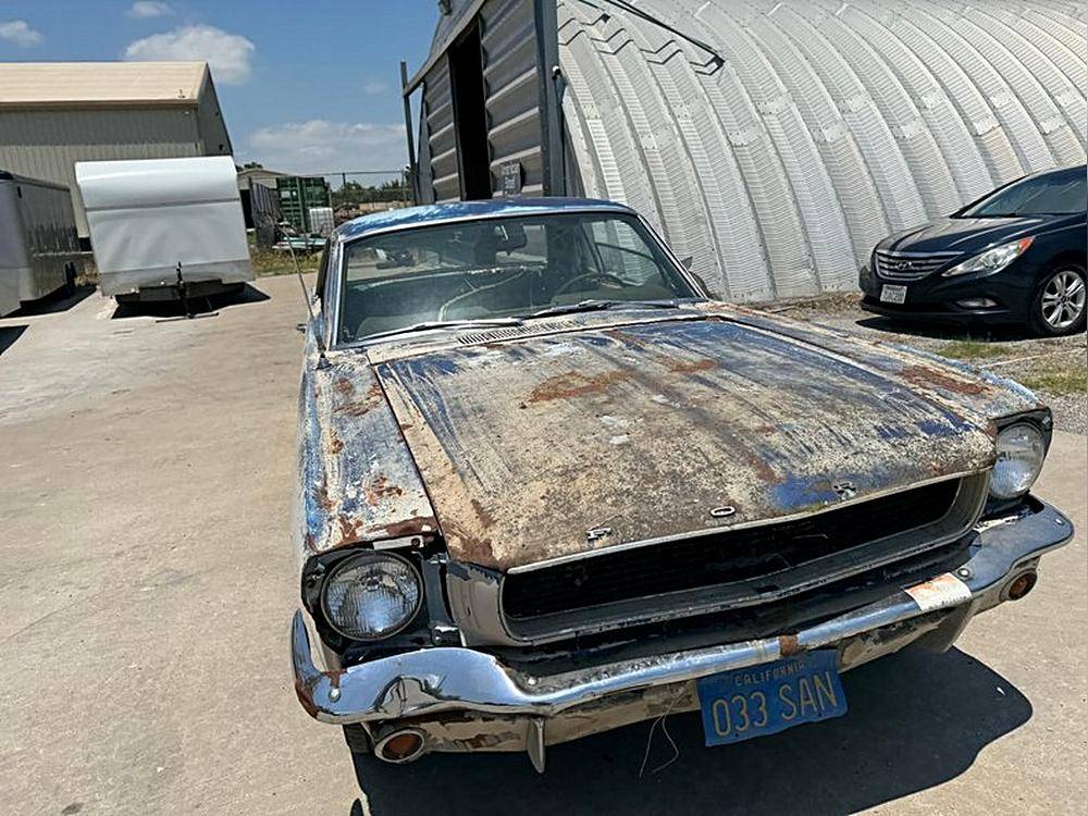 Ford-Mustang-1965-blue-17