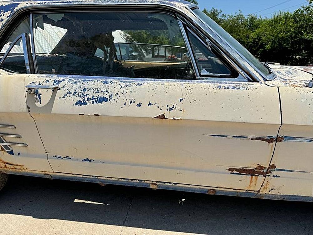 Ford-Mustang-1965-blue-19