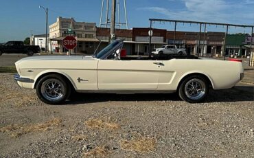 Ford-Mustang-1965-white-20