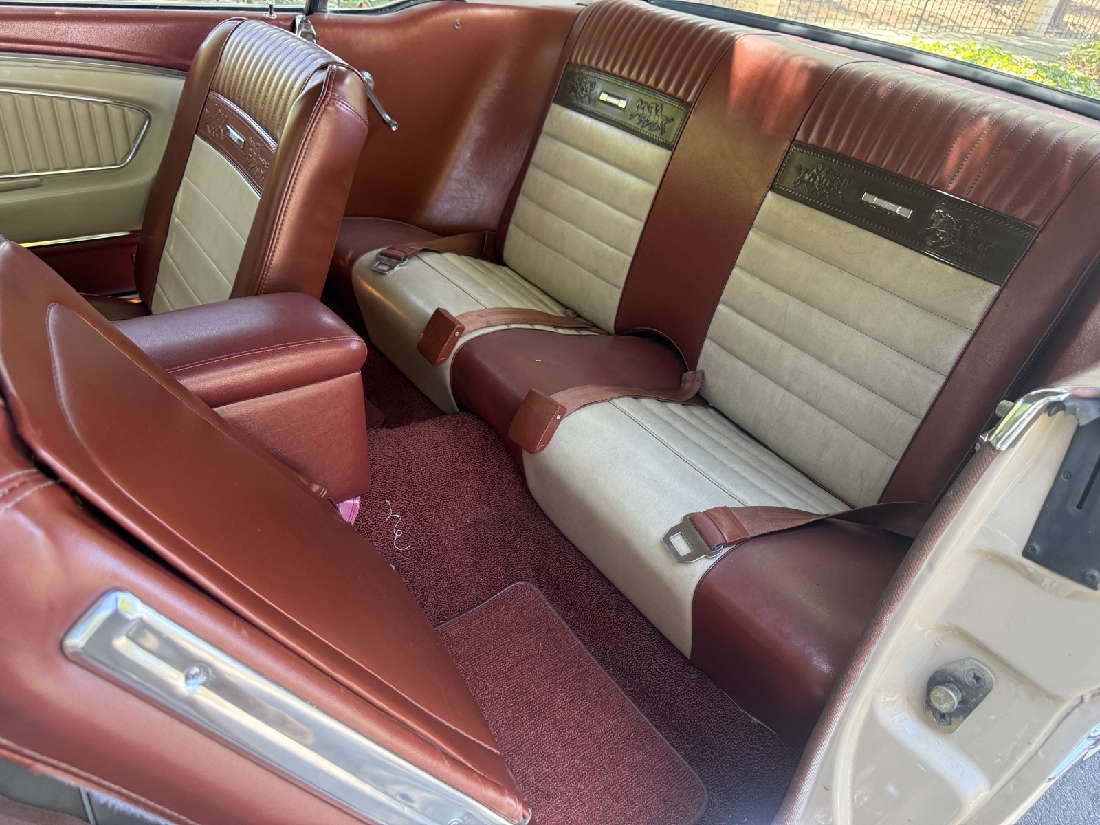 Ford-Mustang-1966-12