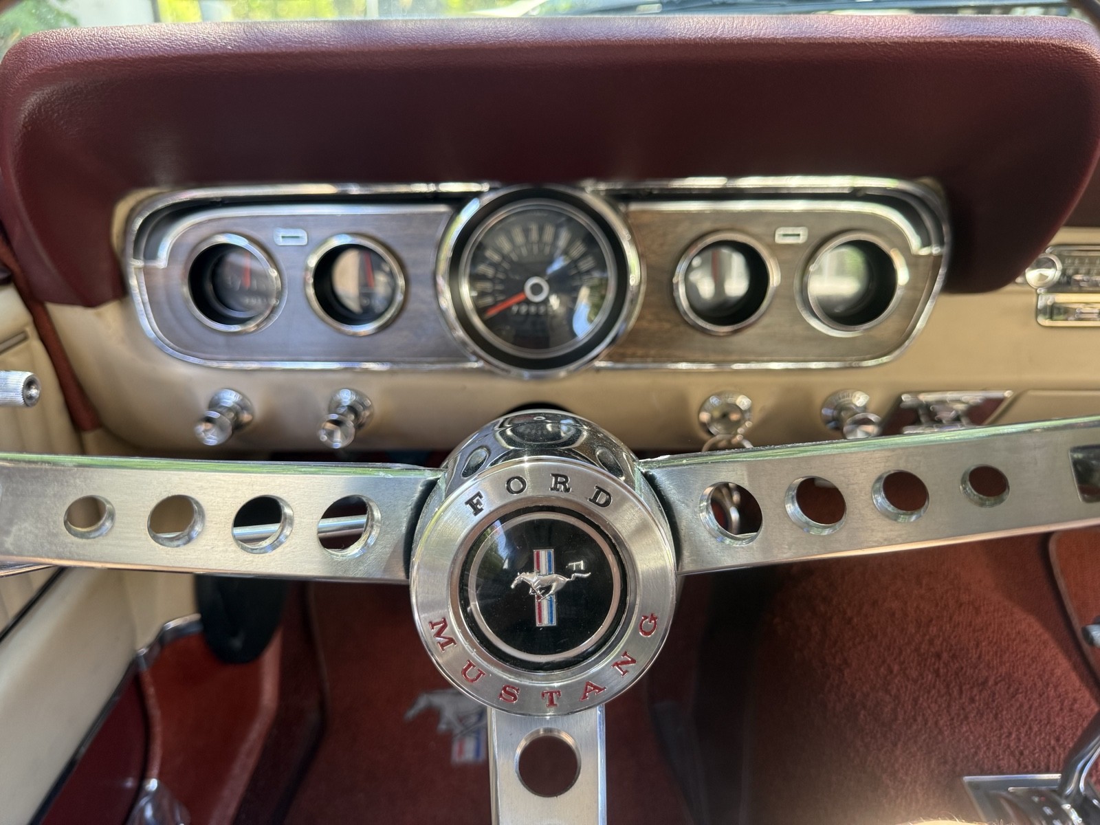 Ford-Mustang-1966-16