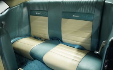 Ford-Mustang-1966-Caspian-Blue-White-10