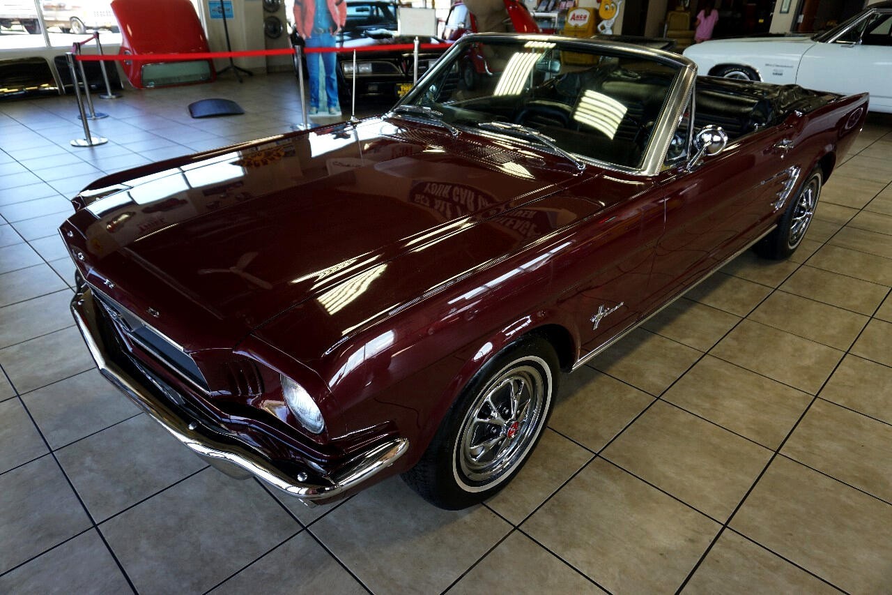 Ford-Mustang-1966-Classic-Car-2