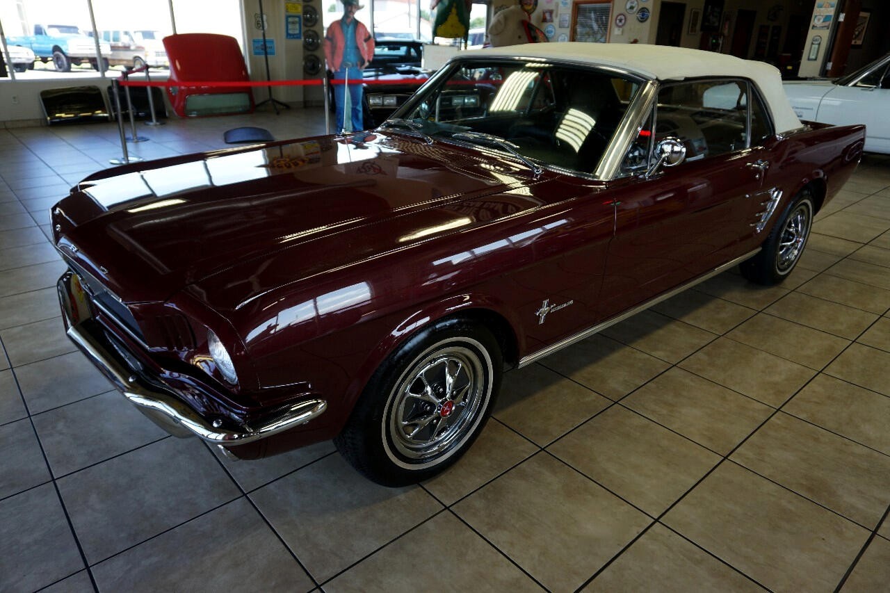 Ford-Mustang-1966-Classic-Car-28