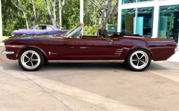 Ford-Mustang-1966-Convertible-10