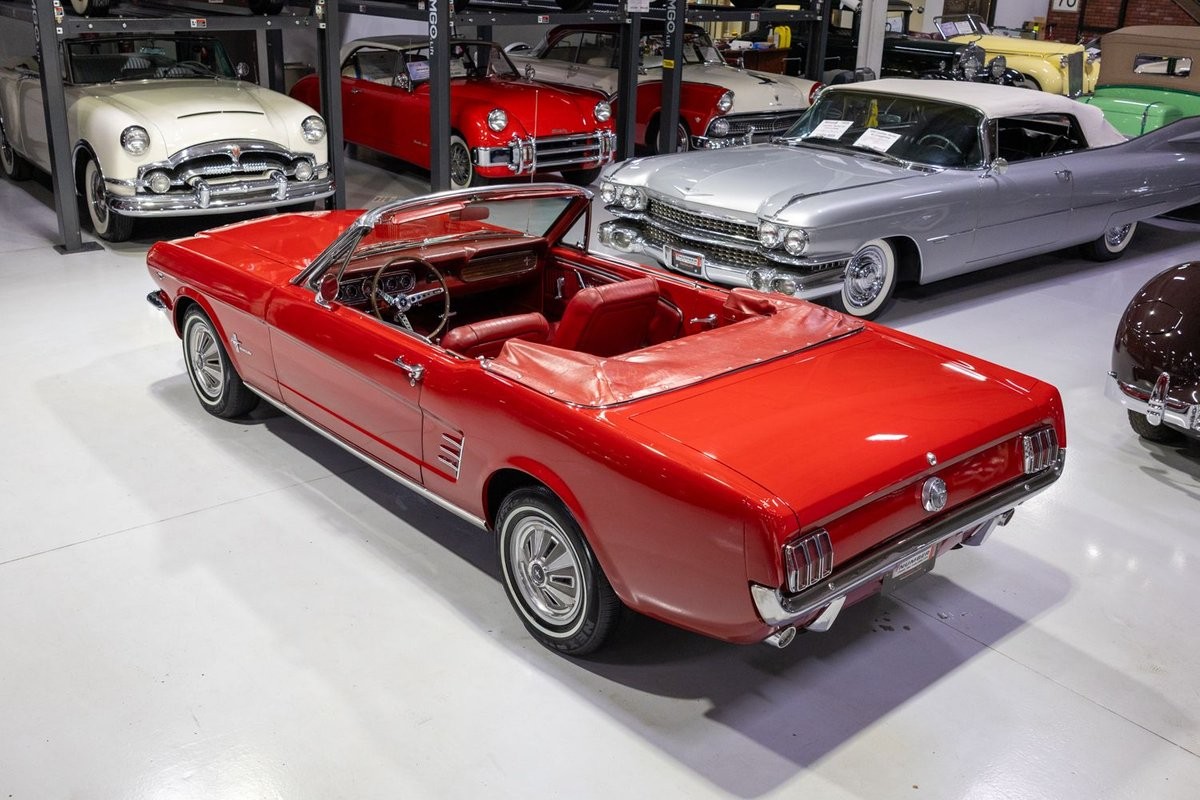 Ford-Mustang-1966-Convertible-10