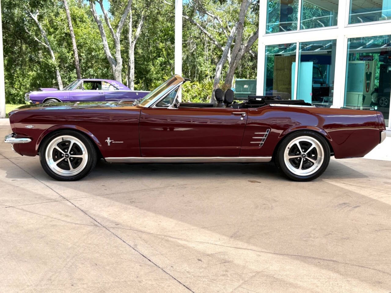 Ford-Mustang-1966-Convertible-10