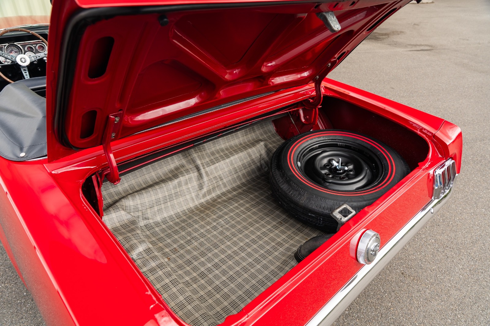 Ford-Mustang-1966-Convertible-17