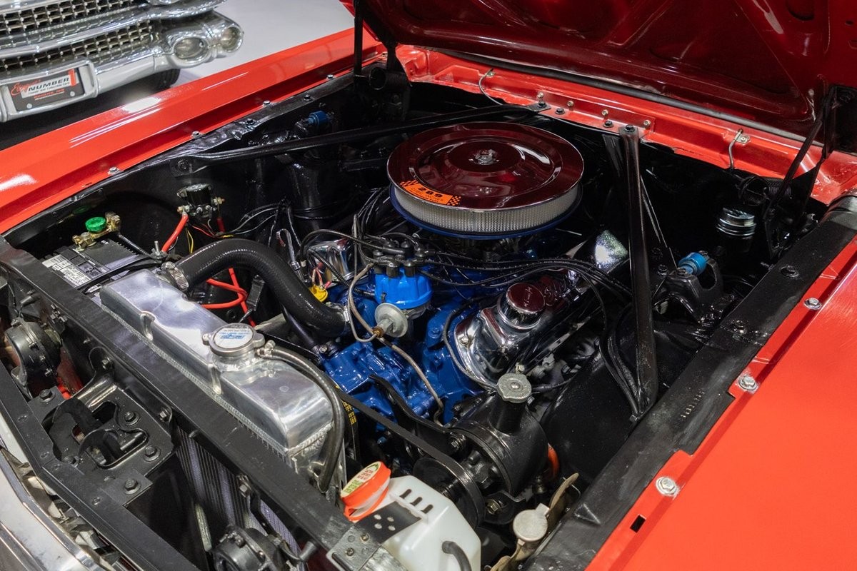 Ford-Mustang-1966-Convertible-2