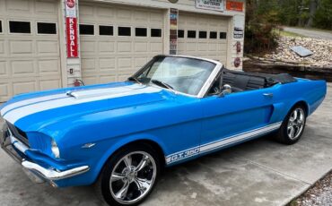Ford-Mustang-1966-Convertible-3