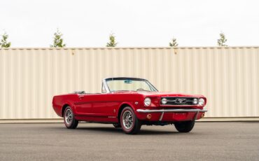 Ford-Mustang-1966-Convertible-8