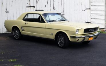 Ford-Mustang-1966-Coupe-1