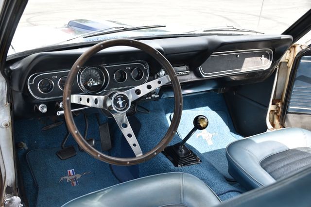 Ford-Mustang-1966-Coupe-13