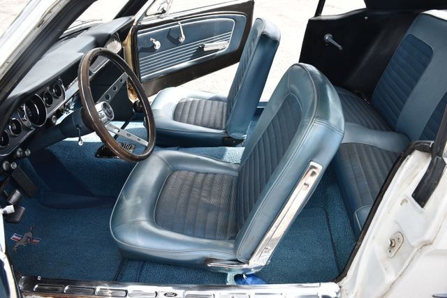 Ford-Mustang-1966-Coupe-14