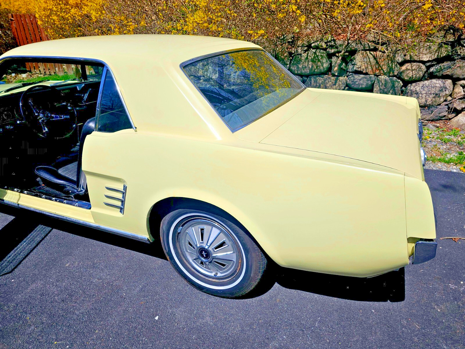 Ford-Mustang-1966-Coupe-3