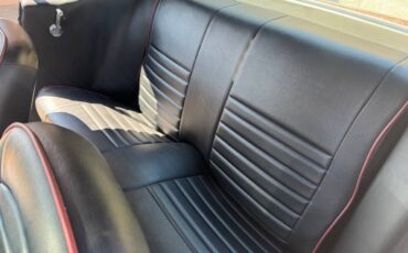 Ford-Mustang-1966-Coupe-32