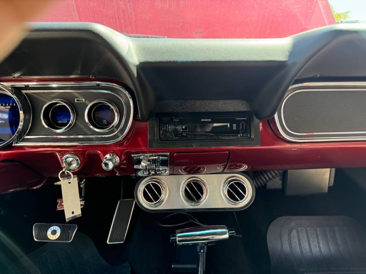 Ford-Mustang-1966-Coupe-34